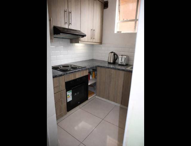 3 BEDROOM APARTMENT FOR SALE IN MONTCLAIR